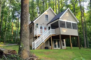 531 Chipmunk Trail Ln, Linden, VA 22642 - Photo 1