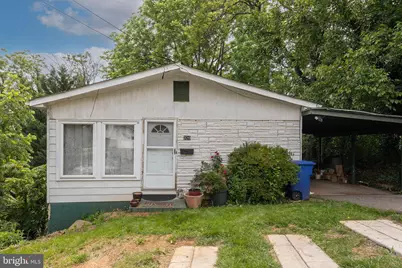 320 Lee Street, Front Royal, VA 22630 - Photo 1