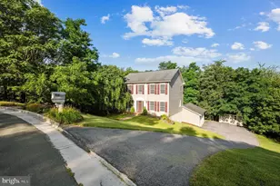 1639 W Commonwealth Dr, Front Royal, VA 22630 - Photo 1