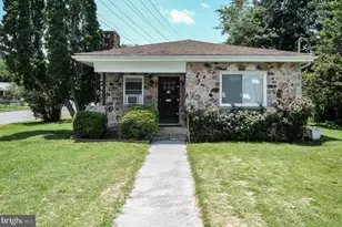 715 Ross Ave, Front Royal, VA 22630 - Photo 1