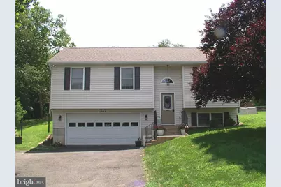 327 E 18th Street, Front Royal, VA 22630 - Photo 1