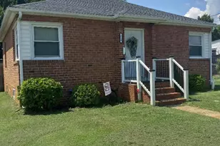 214 Washington Ave, Front Royal, VA 22630 - Photo 1