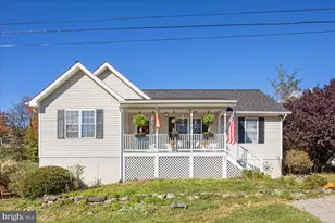 545 Goode Dr, Front Royal, VA 22630 - Photo 1
