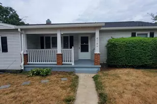 816 N Commerce Ave, Front Royal, VA 22630 - Photo 1