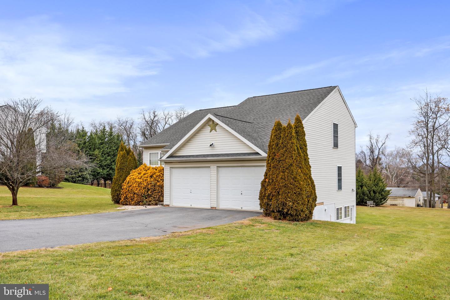 109 Michigan Dr, Falling Waters, WV 25419 MLS WVBE2018070 Coldwell