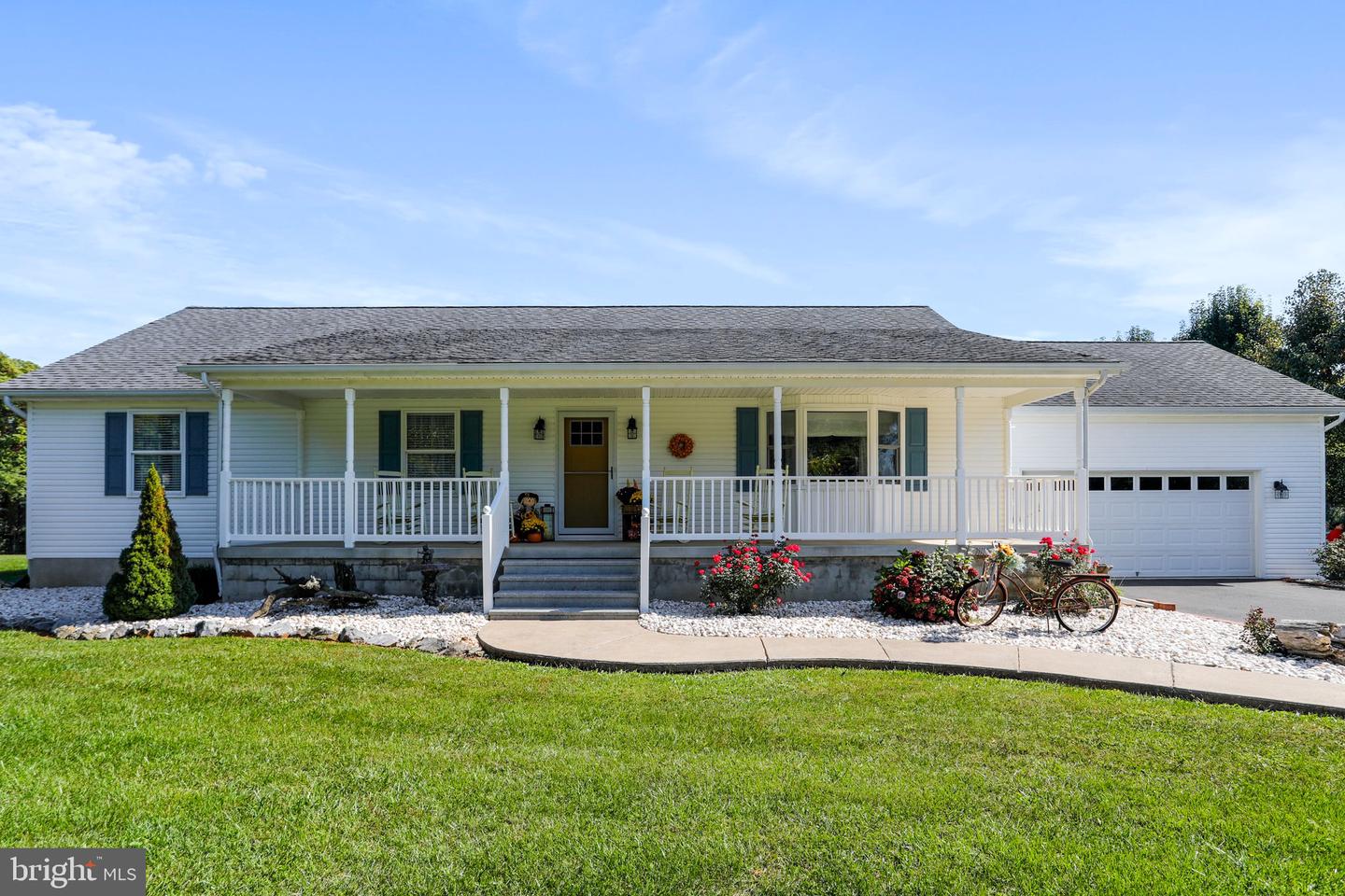 61 Foliage Dr, Martinsburg, WV 25403 MLS WVBE2023308 Coldwell Banker