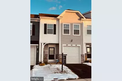 425 Hillsdale Place, Martinsburg, WV 25403 - Photo 1