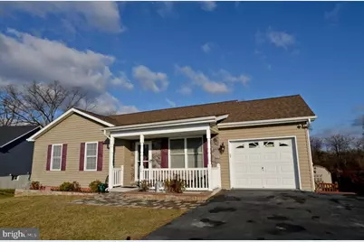786 Ives Street, Martinsburg, WV 25405 - Photo 1