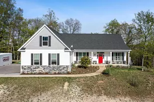 279 Escape Ct, Hedgesville, WV 25427 - Photo 1