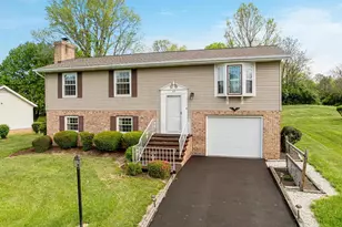 47 Mineral Dr, Inwood, WV 25428 - Photo 1