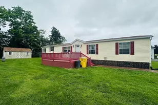 195 Patricks Ct, Inwood, WV 25428 - Photo 1