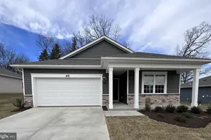 49 Call Ct, Martinsburg, WV 25403 - Photo 1