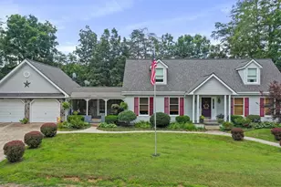 260 Edith Ln, Hedgesville, WV 25427 - Photo 1