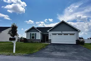 96 Bindweed Ct, Bunker Hill, WV 25413 - Photo 1