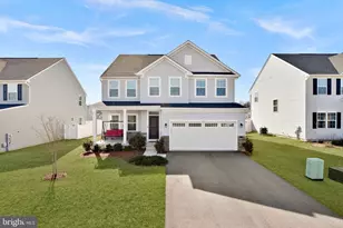 221 Pullman Wy, Martinsburg, WV 25403 - Photo 1