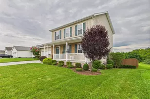 62 Vonette Dr, Martinsburg, WV 25405 - Photo 1