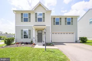 84 Singleton Way, Martinsburg, WV 25403 - Photo 1