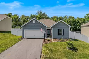 51 Wyeth Ave, Martinsburg, WV 25401 - Photo 1