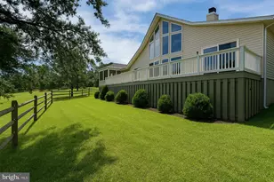 477 Wampum Ln, Hedgesville, WV 25427 - Photo 1