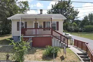 709 3rd St, Martinsburg, WV 25404 - Photo 1