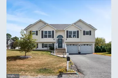 204 Wallace Avenue, Inwood, WV 25428 - Photo 1