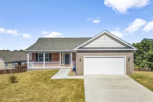 419 Heritage Hls Dr, Martinsburg, WV 25405 - Photo 1