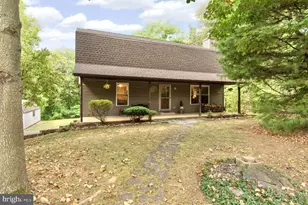 196 Chesley Dr, Falling Waters, WV 25419 - Photo 1