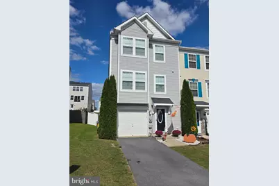 36 Ventura, Hedgesville, WV 25427 - Photo 1