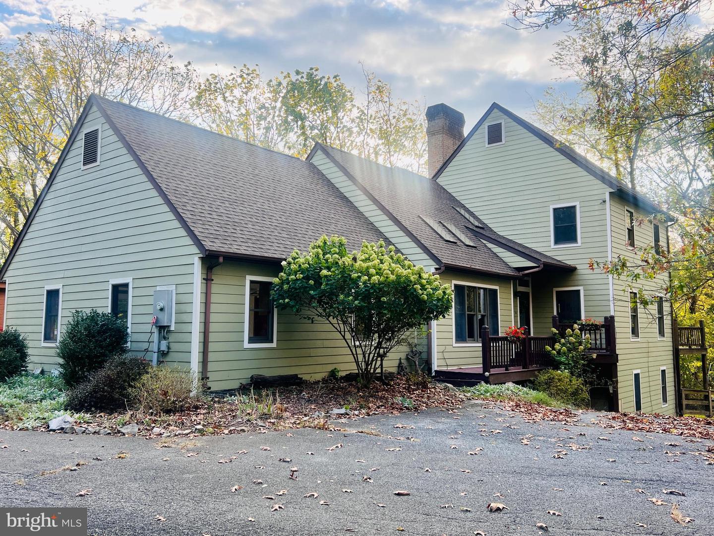 544 Chandler Dr, Shepherdstown, WV 25443 MLS WVJF2008680 Coldwell