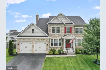 446 Chickamauga Drive, Harpers Ferry, WV 25425 - Photo 1