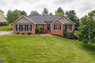 64 Huntfield Ln, Charles Town, WV 25414 - Photo 1