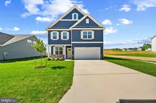 360 Atkinson St, Shenandoah Junction, WV 25442 - Photo 1