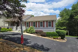 441 Palomino Pl, Charles Town, WV 25414 - Photo 1