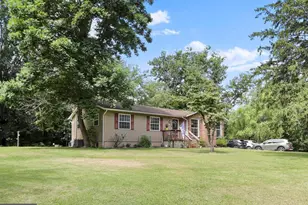 251 Kelly Dr, Harpers Ferry, WV 25425 - Photo 1