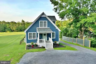 1085 Wide Horizon Blvd, Kearneysville, WV 25430 - Photo 1