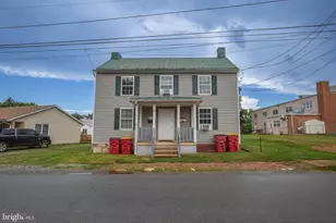 210 W North St, Charles Town, WV 25414 - Photo 1