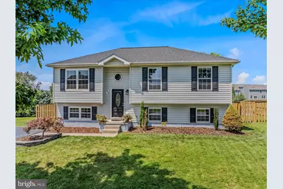 904 Oak Lee Drive, Ranson, WV 25438 - Photo 1