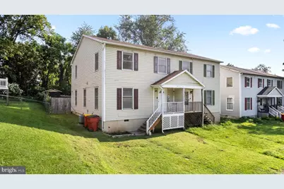 141 E Park Avenue, Ranson, WV 25438 - Photo 1