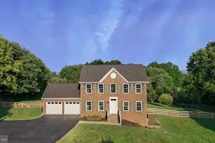 432 Quail Run Rd, Summit Point, WV 25446 - Photo 1