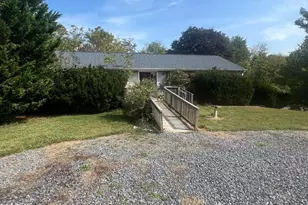 90 Wellington Ct, Charles Town, WV 25414 - Photo 1