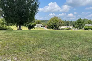 266 Big Spring Dr, Kearneysville, WV 25430 - Photo 1