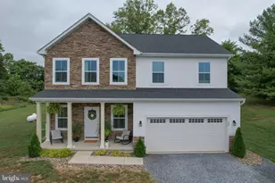 52 Fennec Fox Ln, Shenandoah Junction, WV 25442 - Photo 1