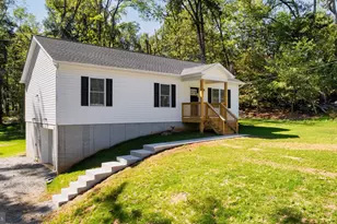 330 Foothill Ln, Harpers Ferry, WV 25425 - Photo 1