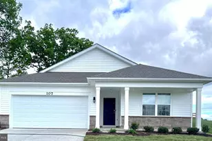 107 Centergate Dr, Charles Town, WV 25414 - Photo 1