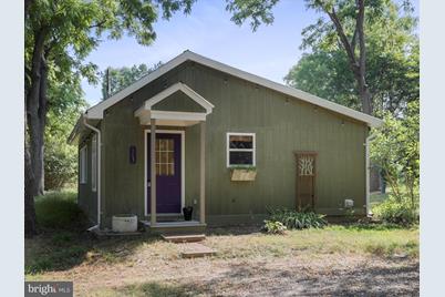 103 Wineberry Lane, Berkeley Springs, WV 25411 - Photo 1