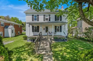 17 Goalpost Ln, Berkeley Springs, WV 25411 - Photo 1