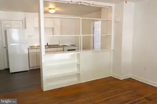 292 N Washington St, Berkeley Springs, WV 25411 - Photo 1