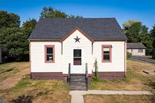 110 Golden Ln, Berkeley Springs, WV 25411 - Photo 1