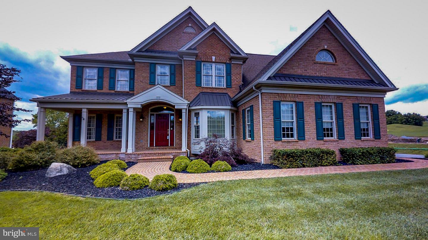 1702 Castlegreen Dr, Greencastle, PA 17225 MLS 1000145039 Coldwell