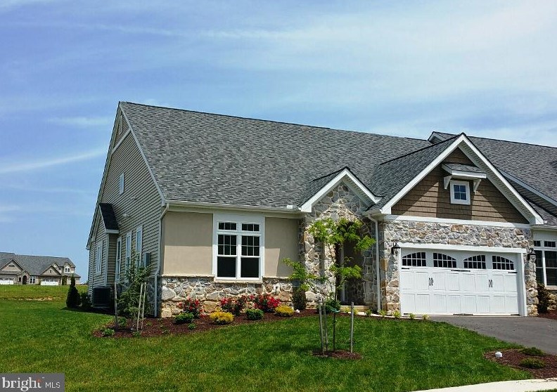 569 Springbrook Dr 51, Palmyra, PA 17078 MLS 1000145766 Coldwell